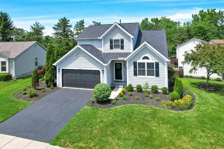 Property Photo:  3320 Lindstrom Drive  OH 43228 
