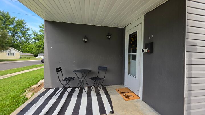 Property Photo: 210 W Montford Avenue OH 45810