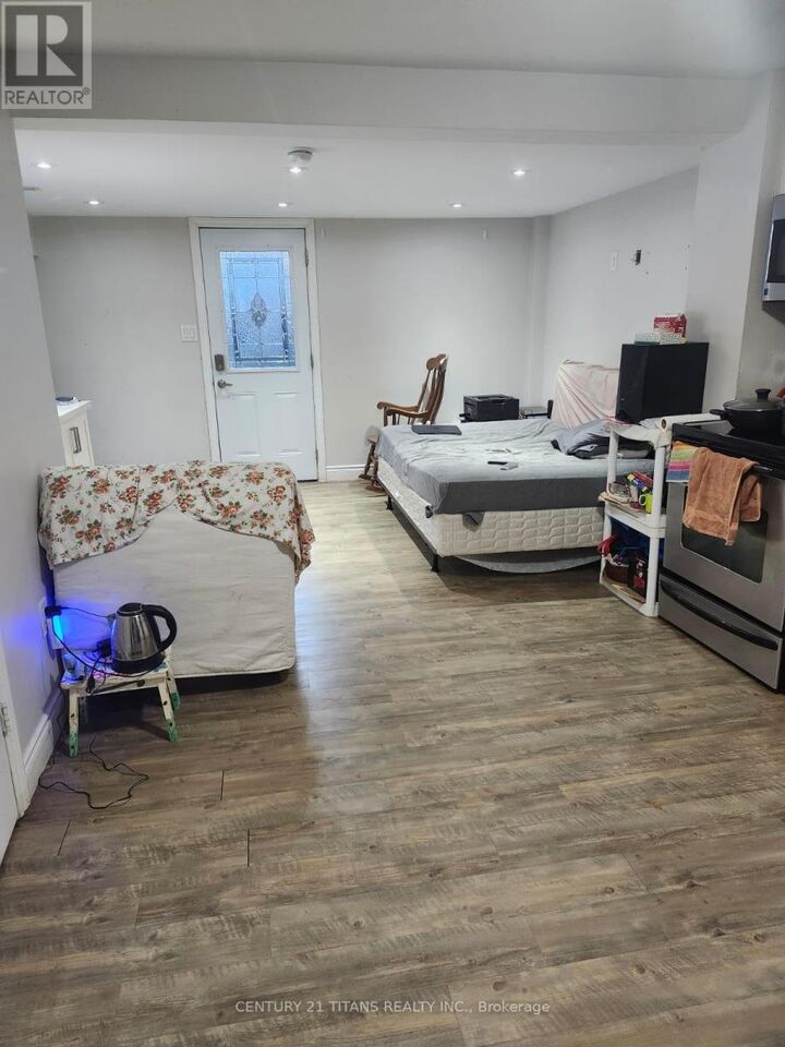 Property Photo: 56 Barnes Drive ON L1S 5G5