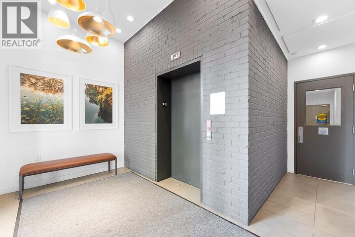 Property Photo:  188 East 32nd Avenue 301  BC V5V 0E4 