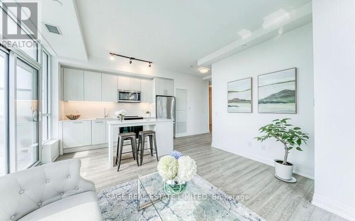 Property Photo: 286 Main Street 612 ON M4C 0B3