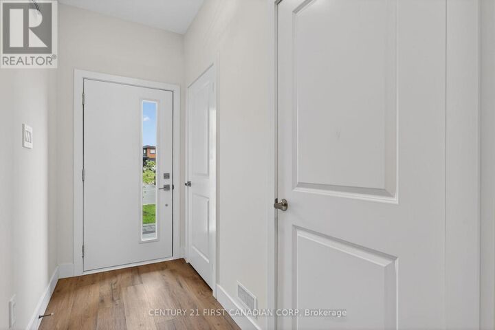 Property Photo:  1595 Capri Crescent 66  ON N6G 3Y6 