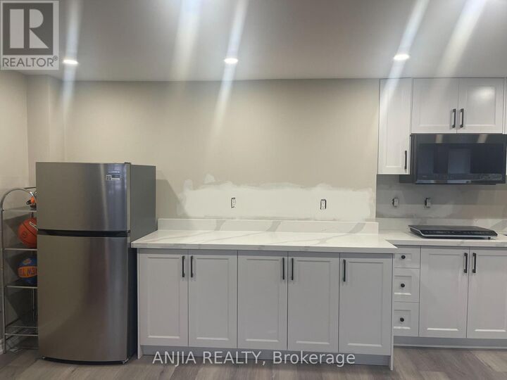 Property Photo:  43 Philips View Crescent Basement  ON L4E 0S9 