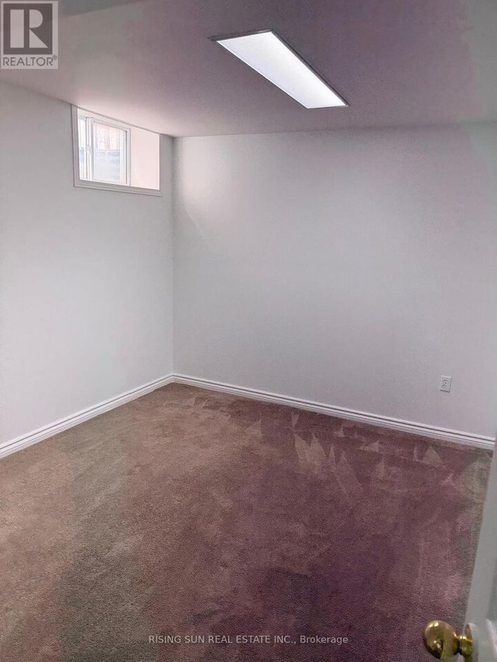 Property Photo: 6594 Skipper Way ON L5W 1P8