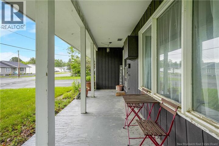 Property Photo:  140 Wentworth Street  NB E7M 2Z7 