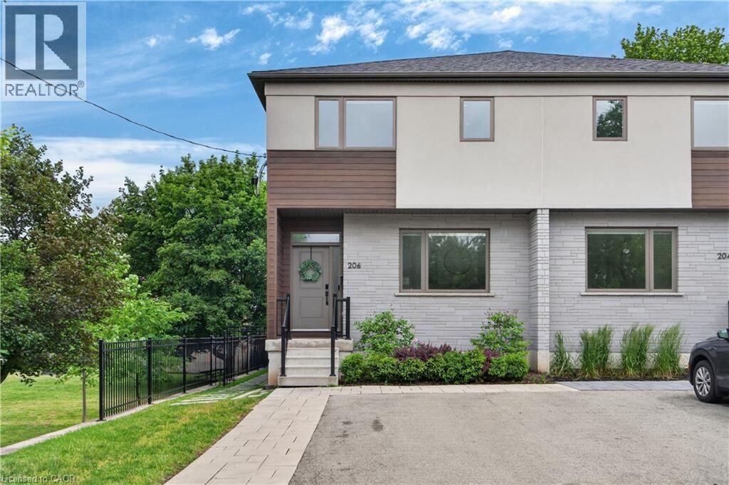 Property Photo: 206 Canada Street ON L8P 1P6