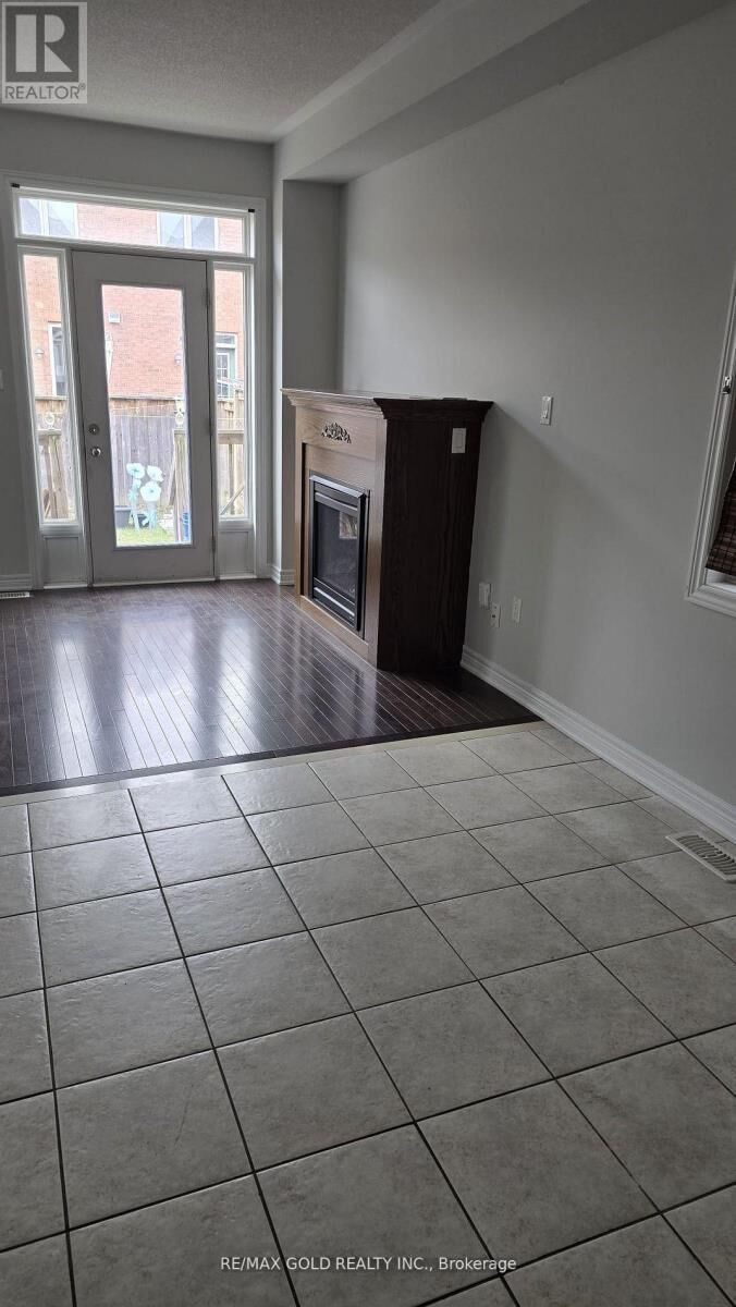 Property Photo:  698 Megson Terrace  ON L9T 8K5 