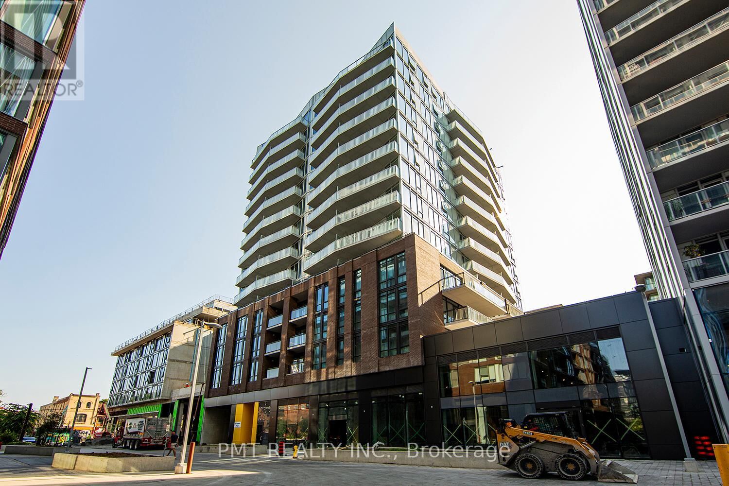 Property Photo:  45 Baseball Place 504  ON M4M 0E6 