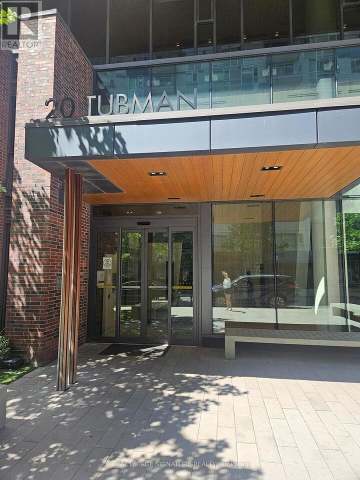 Property Photo: 20 Tubman Avenue 510 ON M5A 0M8