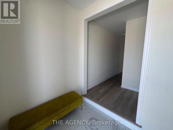 Property Photo:  2411 Laurelview Street  ON L1L 0X4 