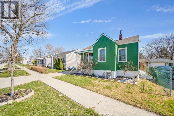Property Photo: 2286 Forest Avenue ON N8W 2G6