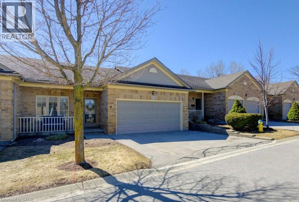 Property Photo:  545 Laurelwood Drive 8  ON N2V 2R4 