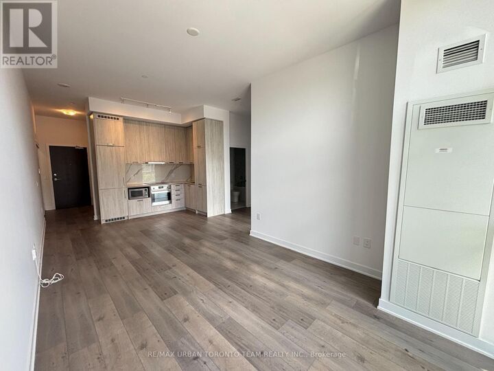 Property Photo: 38 Honeycrisp Crescent 202 ON L4K 0M8