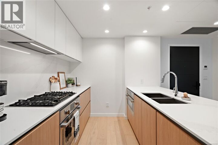 Property Photo: 2000 Hannington Road 222 BC V9B 6R6