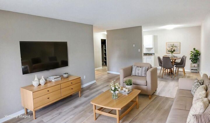14831 104 Avenue 210 — photo 1