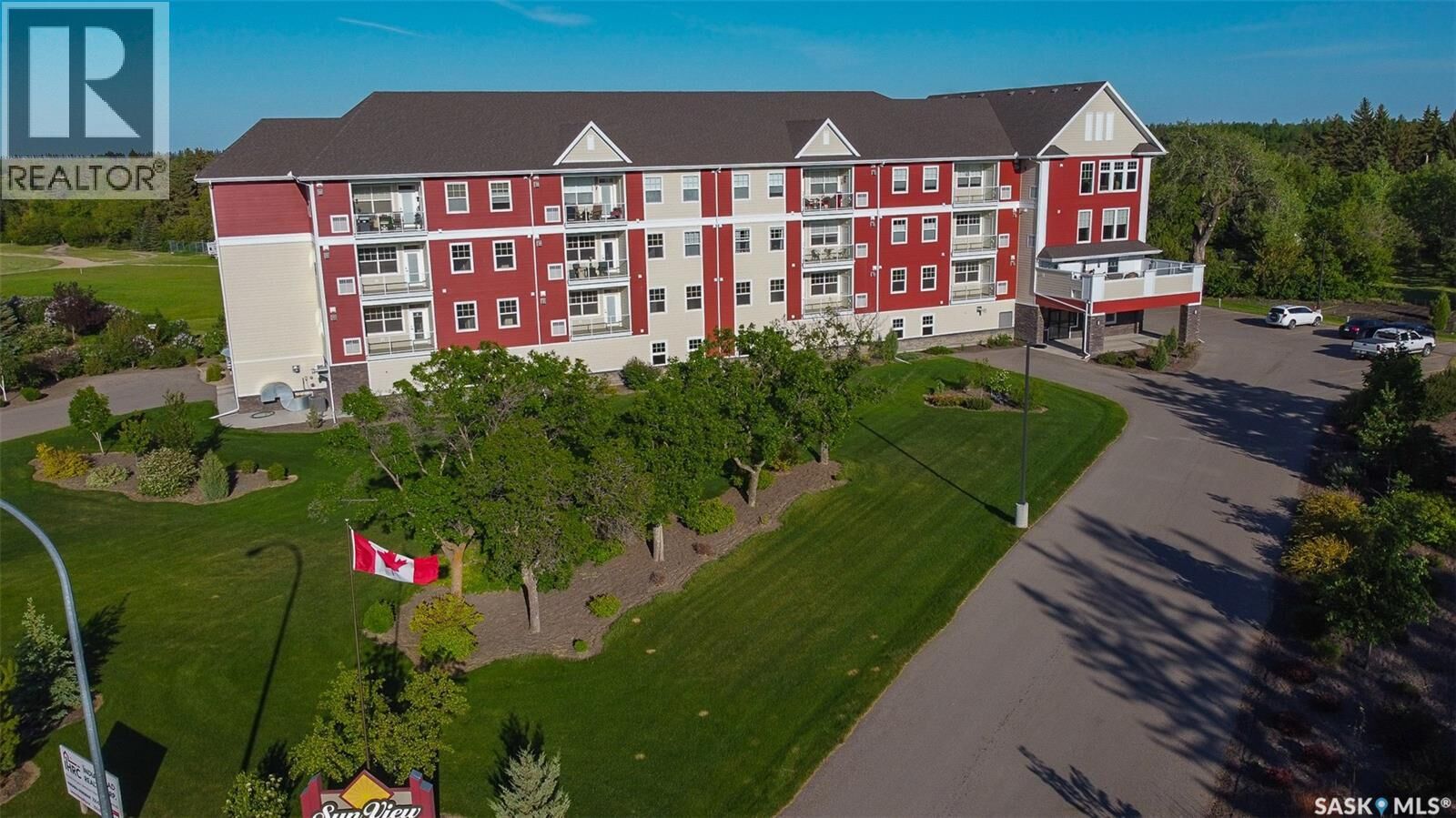 Property Photo: 406 912 Otterloo Street SK S0G 2K0