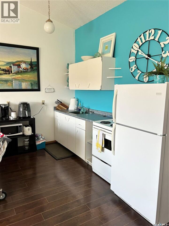 Property Photo:  15 1250 Aaro Avenue  SK S0H 1J0 