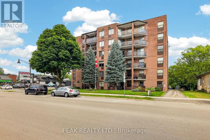 Property Photo:  217 Thames Street South 104  ON N5C 2T6 