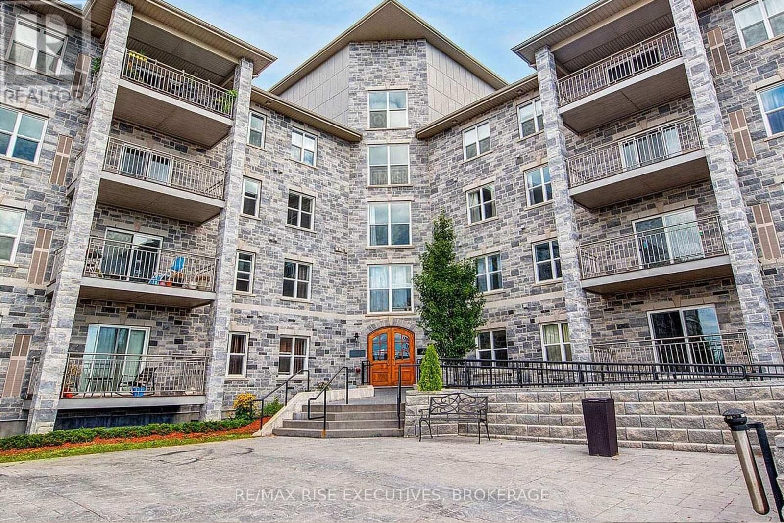 Property Photo: 539 Armstrong Road 516 ON K7M 0C6