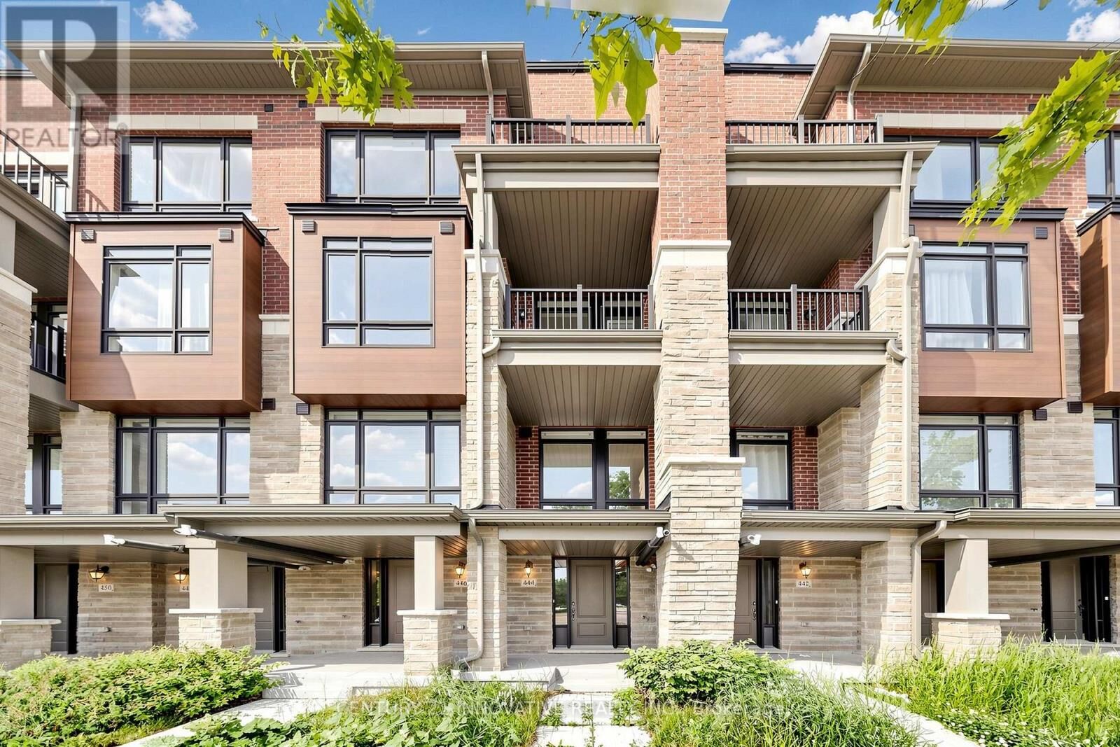 Property Photo:  444 Salem Road South  ON L1S 0G9 
