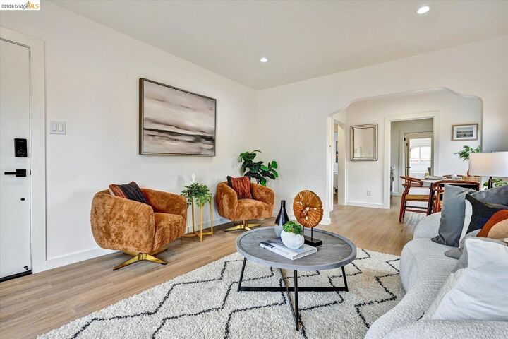 Property Photo: 6124 Santa Cruz Ave CA 94804