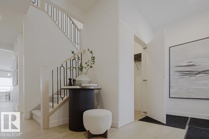 Property Photo:  17627 7 Street NE  AB T5Y 4K3 