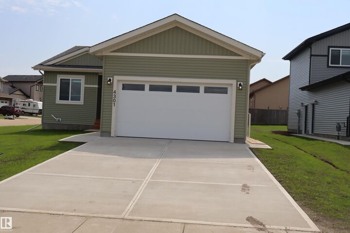 4301 Cedar Drive — photo 1