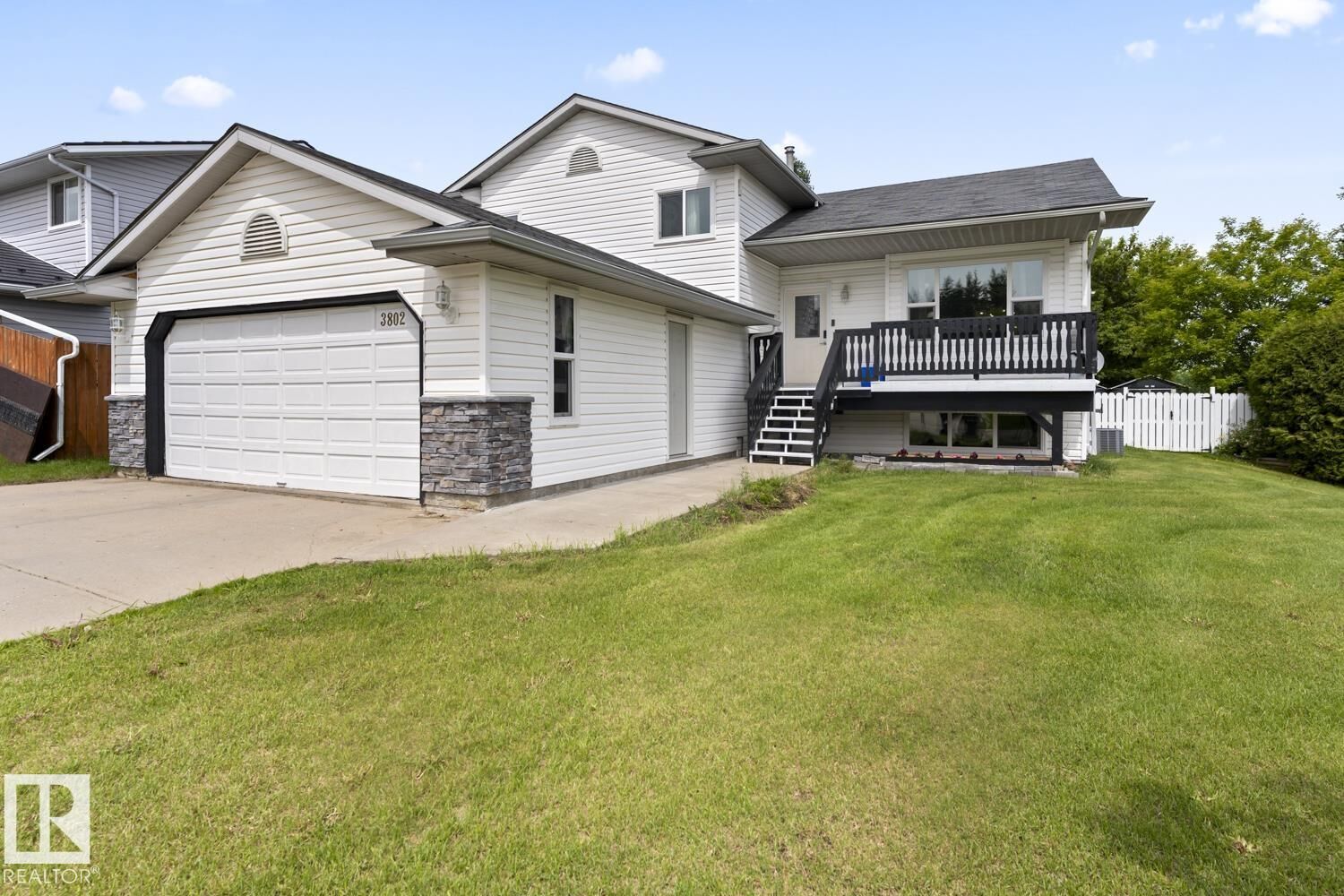 Property Photo: 3802 51 Avenue AB T9M 2B2