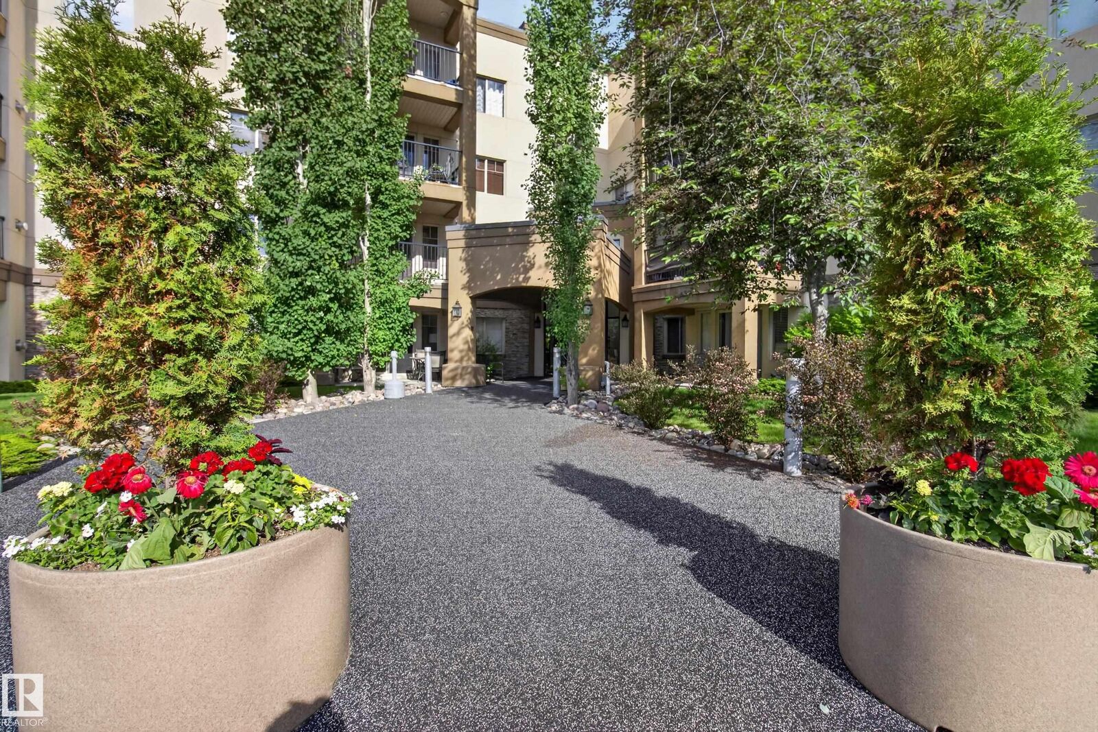 Property Photo: 400 Palisades Way 237 AB T5H 0H4