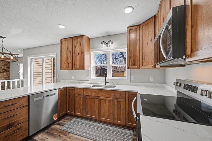 Property Photo: 1409 Washington Street MN 55057