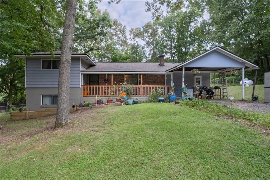 Property Photo:  31 Rock Fence Circle SE  GA 30121 