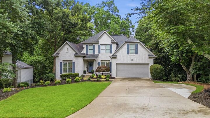 Property Photo: 5950 Waterford Place GA 30024