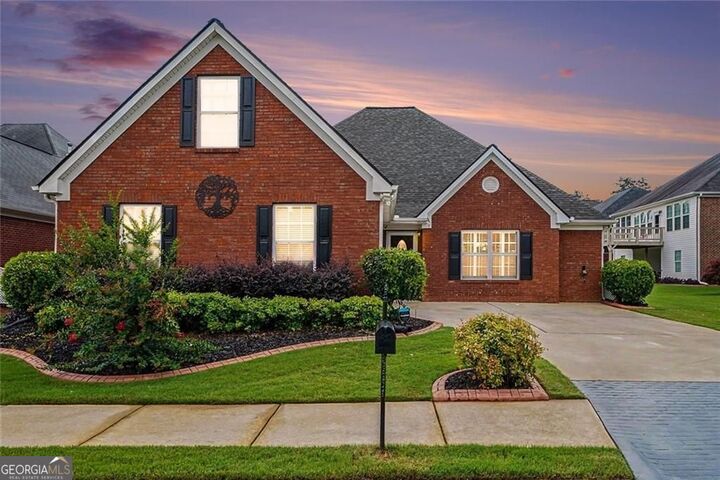 Property Photo: 404 Gracious Way GA 30253