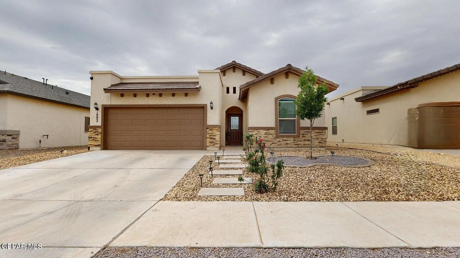 Property Photo:  1092 Nickel Hill Avenue  NM 88008 