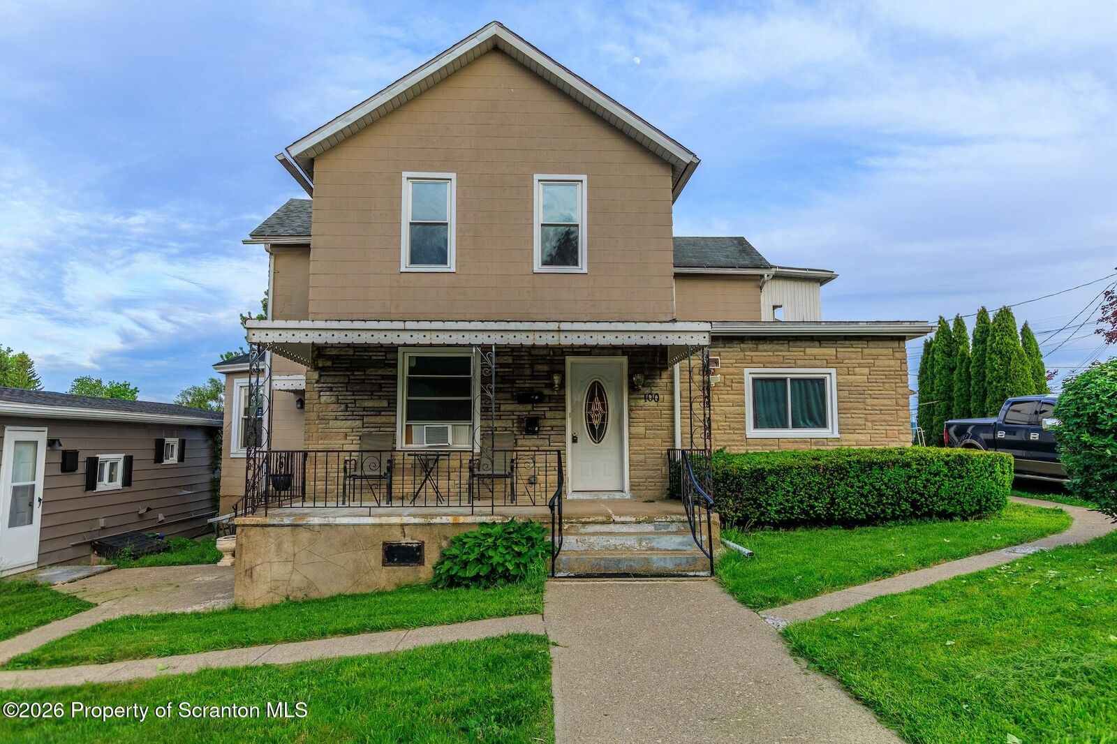 Property Photo: 100 Rose Lane PA 18518