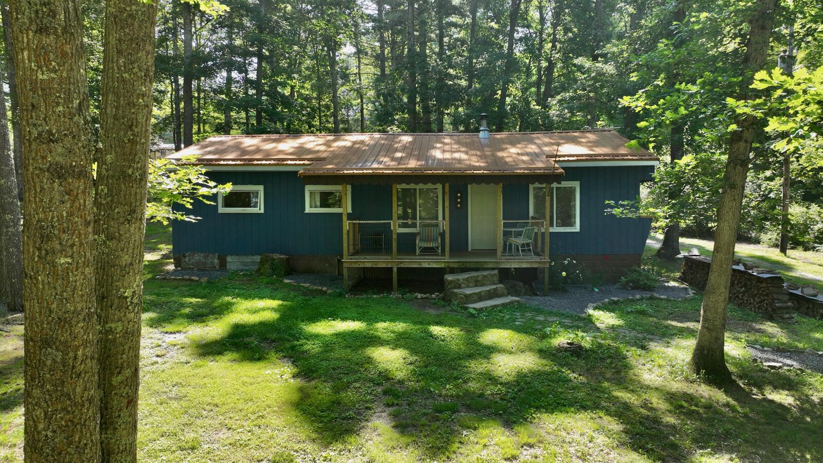 Property Photo: 22 Mudd Hole Rd WV 24941