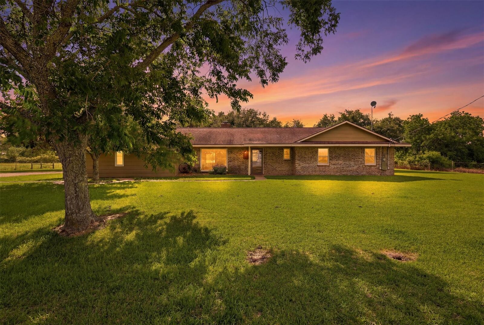Property Photo:  20602 County Road 270  TX 77435 