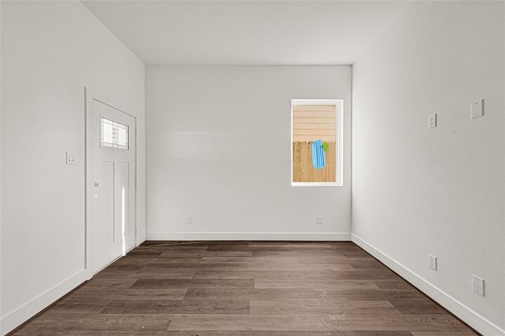 Property Photo:  422 Clinton Park St Street 1-4  TX 77029 