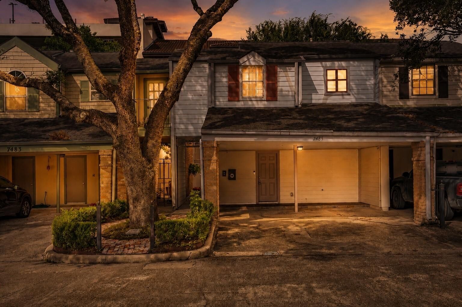 Property Photo: 7485 Brompton Street 7485 TX 77025