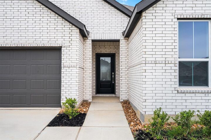 Property Photo: 3009 Waterwood Pass Drive TX 77493