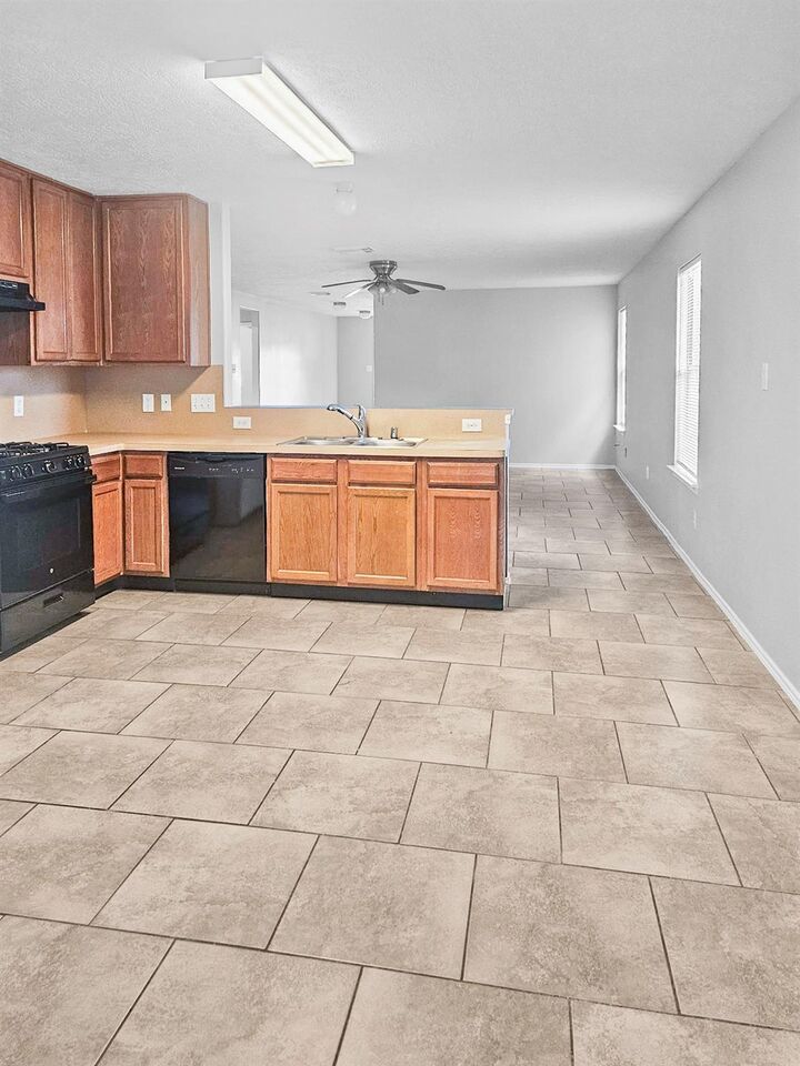 Property Photo: 17358 Wigeon Way Drive TX 77396