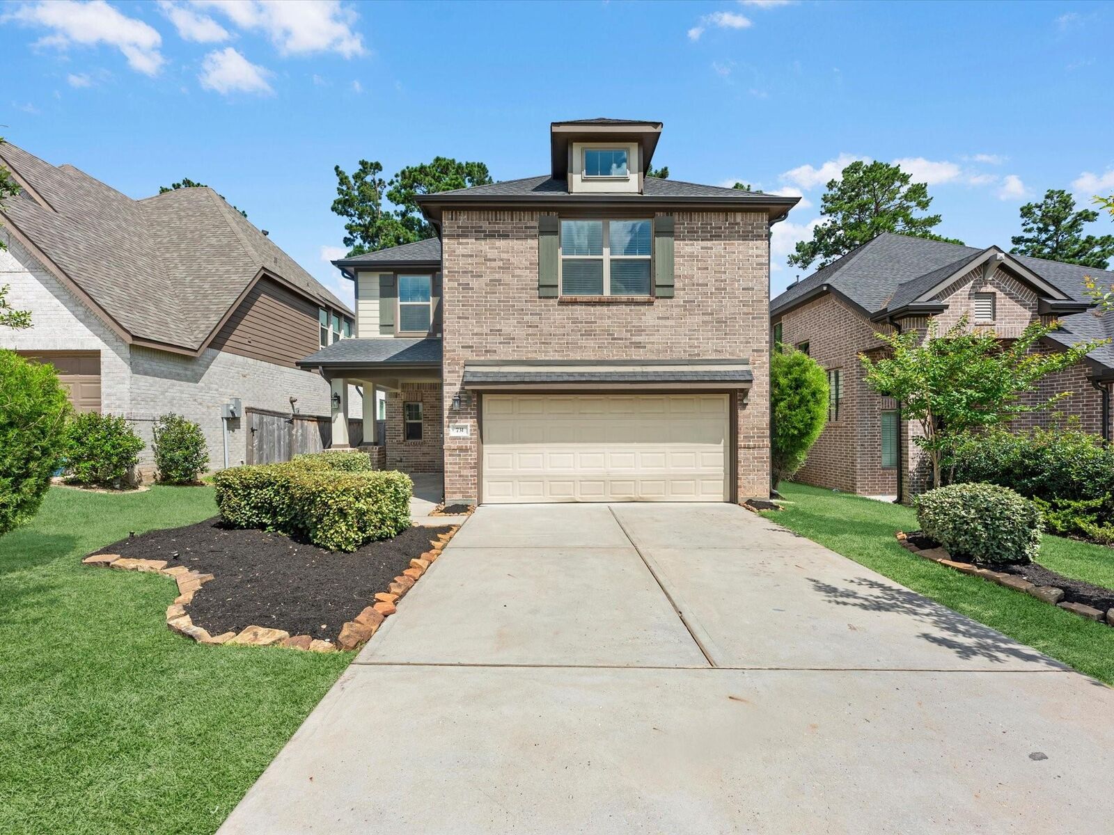 Property Photo: 731 Lacebark Elm Trail TX 77318