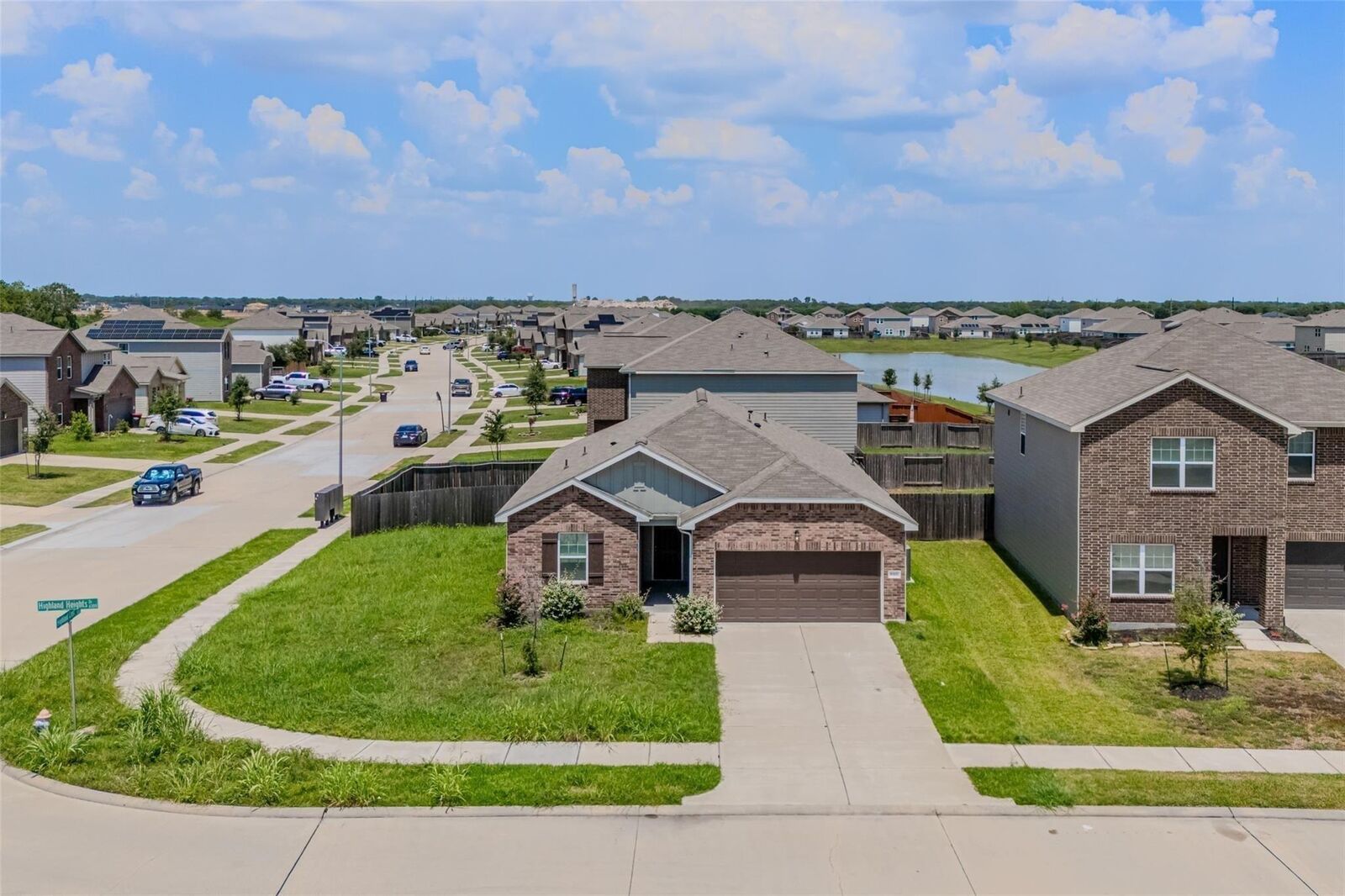 Property Photo:  6307 Highland Heights Dr  TX 77469 