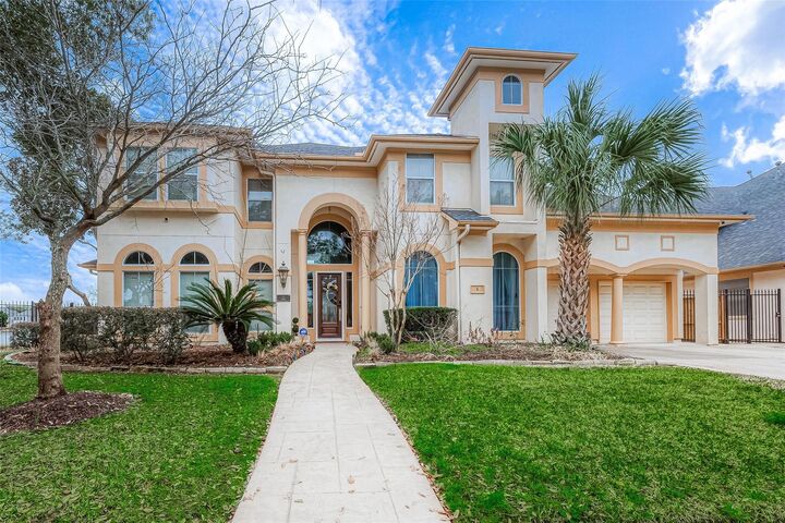 Property Photo:  5 Camden Court  TX 77479 