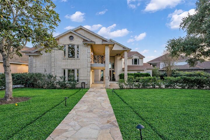 Property Photo: 7159 Kingston Cove Lane TX 77318