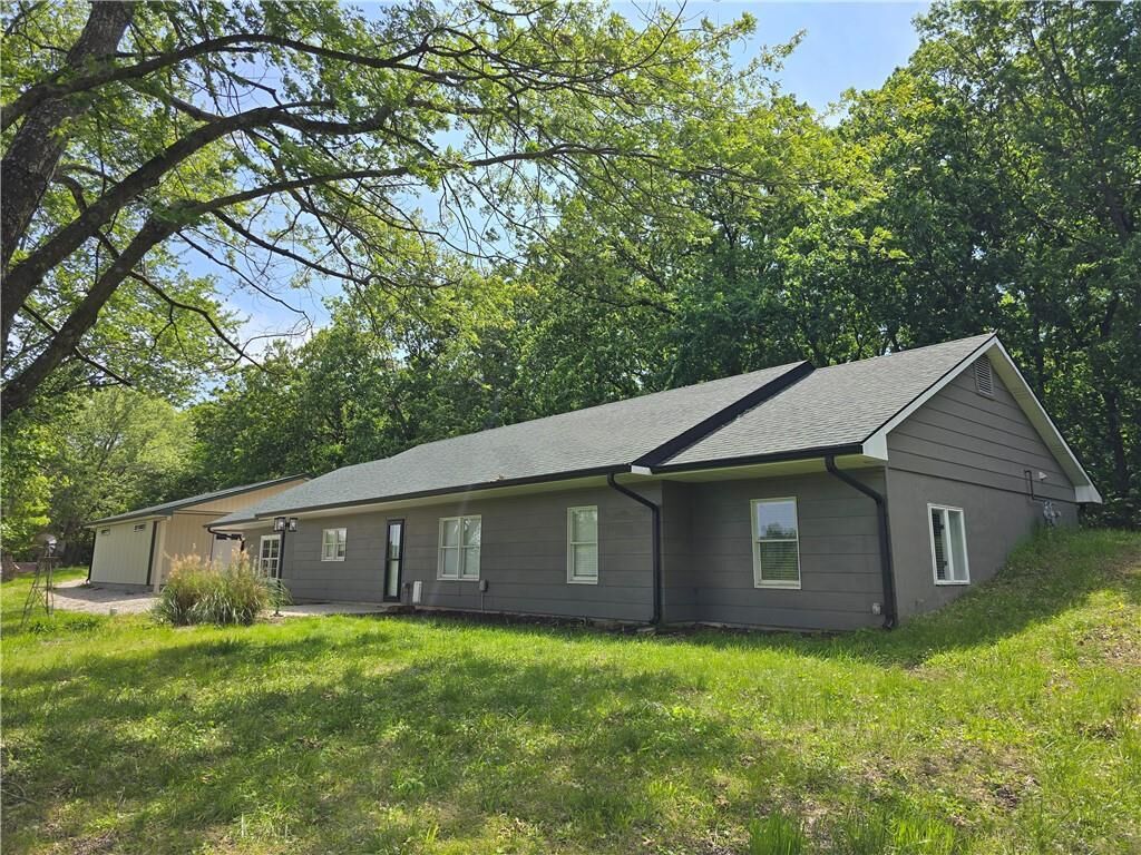 Property Photo:  2246 NE State Route H N/A  MO 64730 