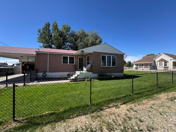Property Photo: 455 N 100 E UT 84713