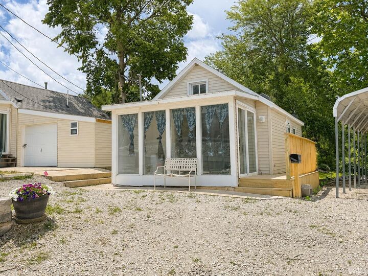 Property Photo:  2410 N West Shafer Drive  IN 47960-1245 