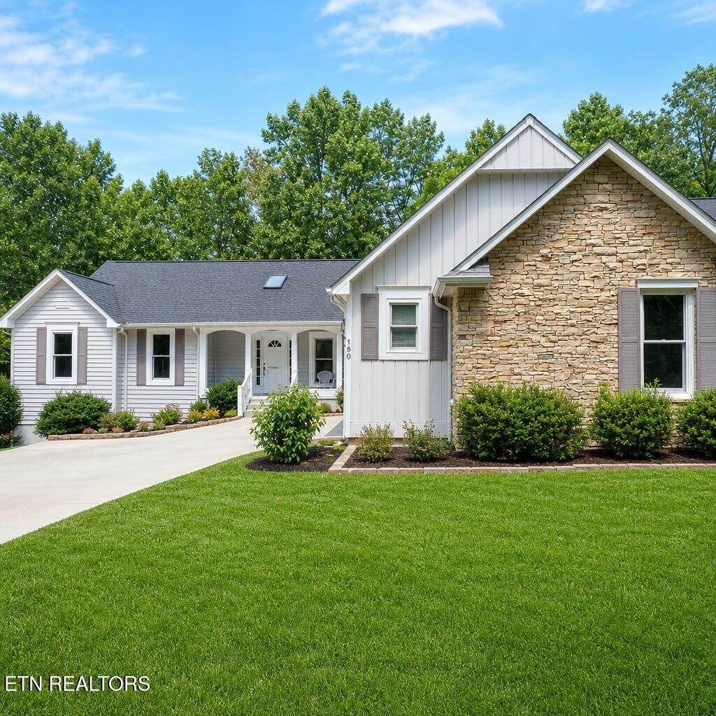 Property Photo:  150 Greenwood Rd  TN 38558 