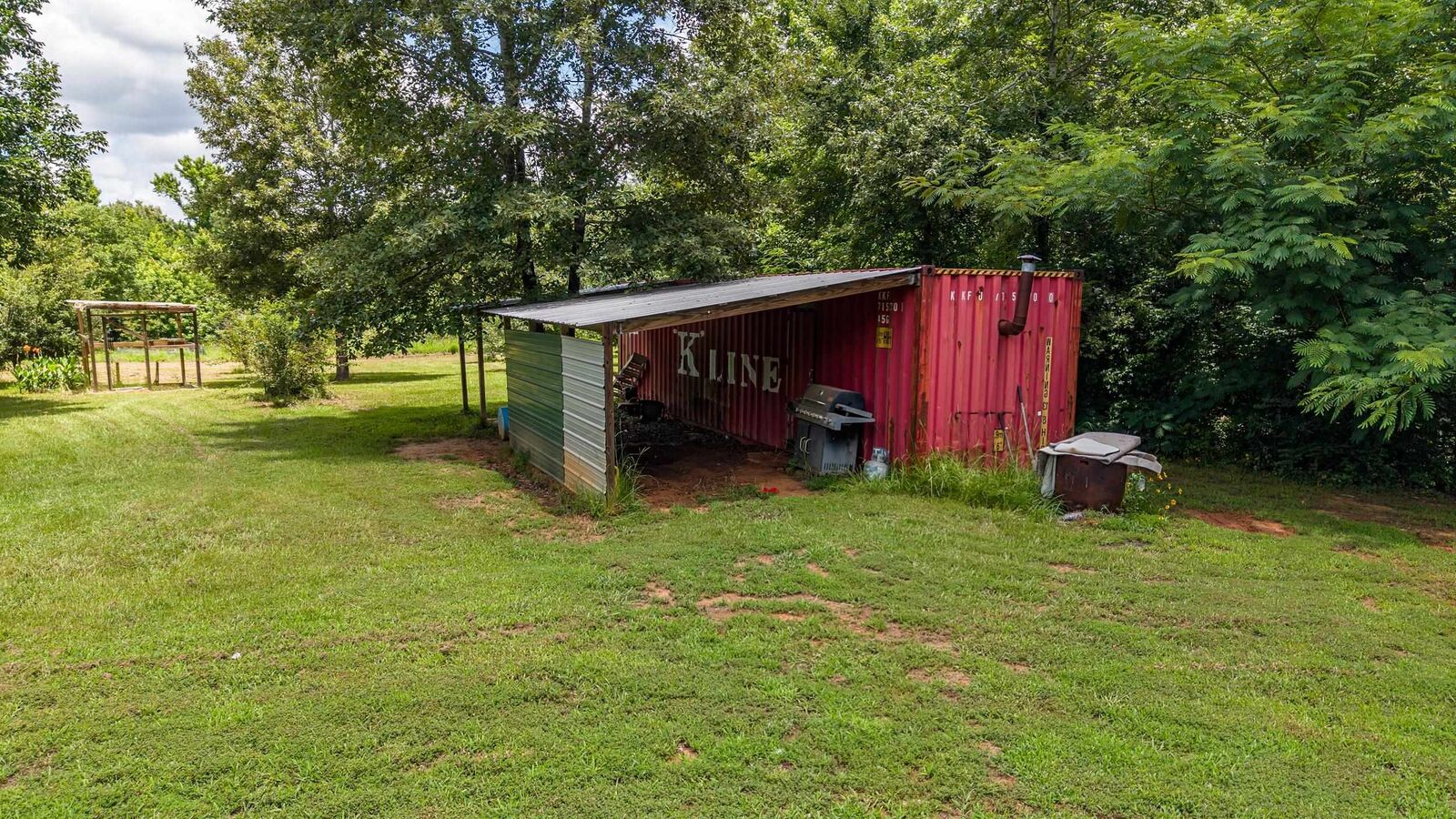 Property Photo: 9755 County Rd 3250 TX 75975